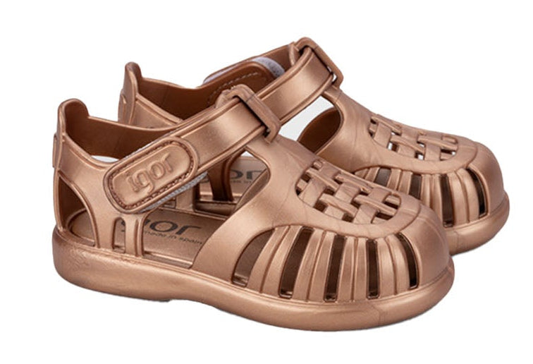 Water shoes