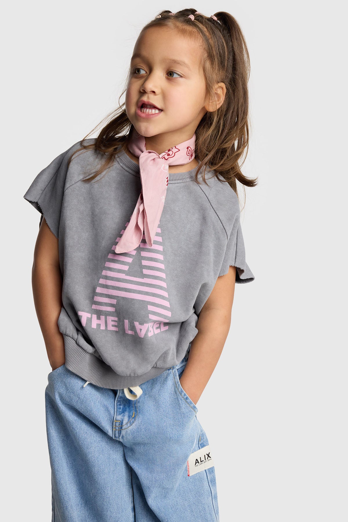 KIDS SLEEVELESS SWEAT