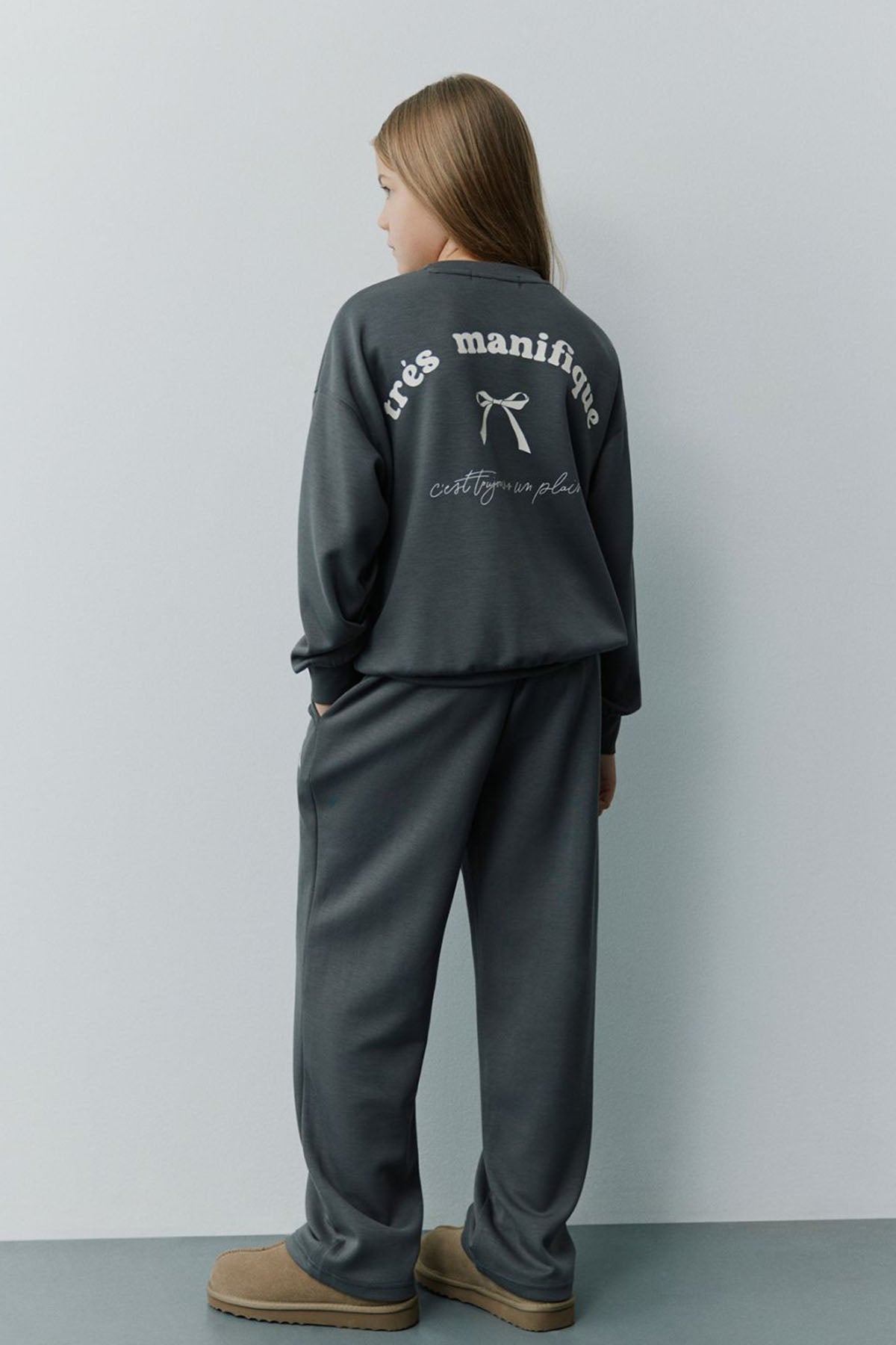 EliSY Sweatshirt
