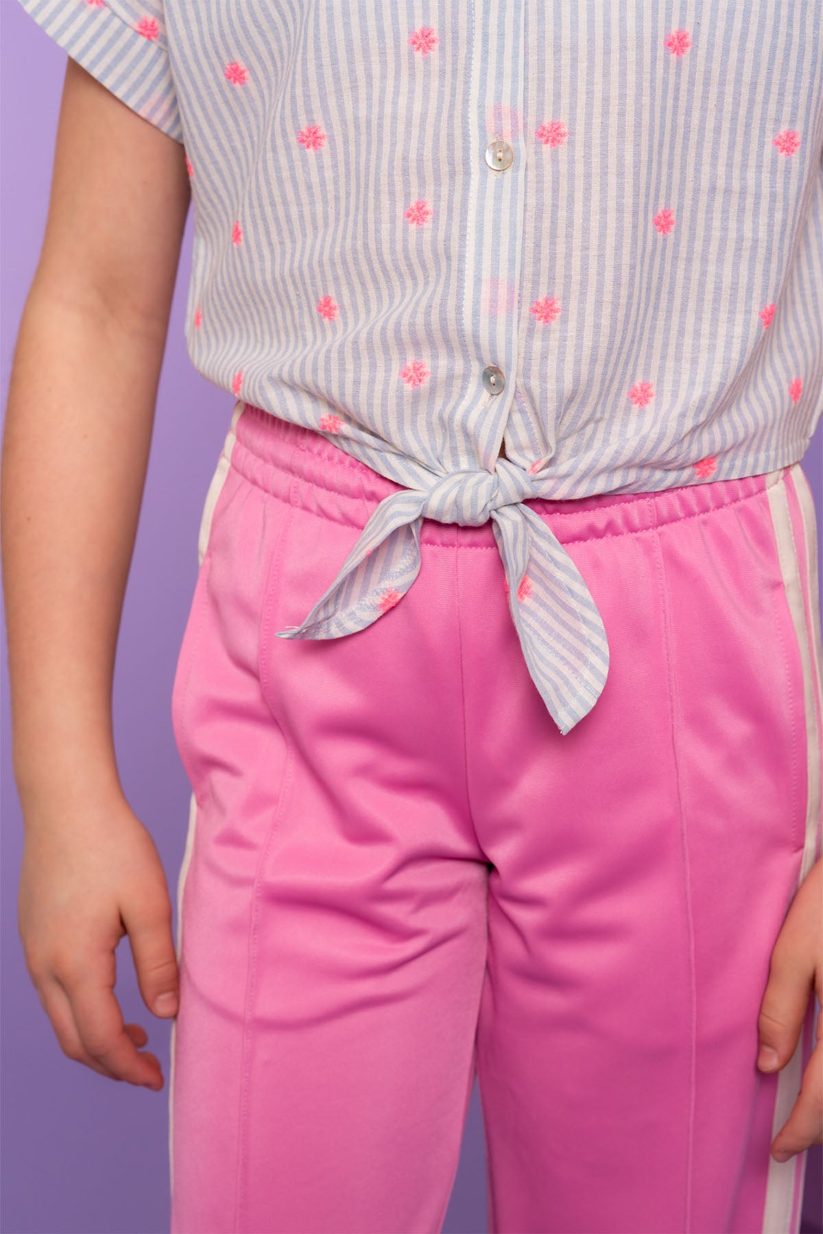 Blouse knot neon flower