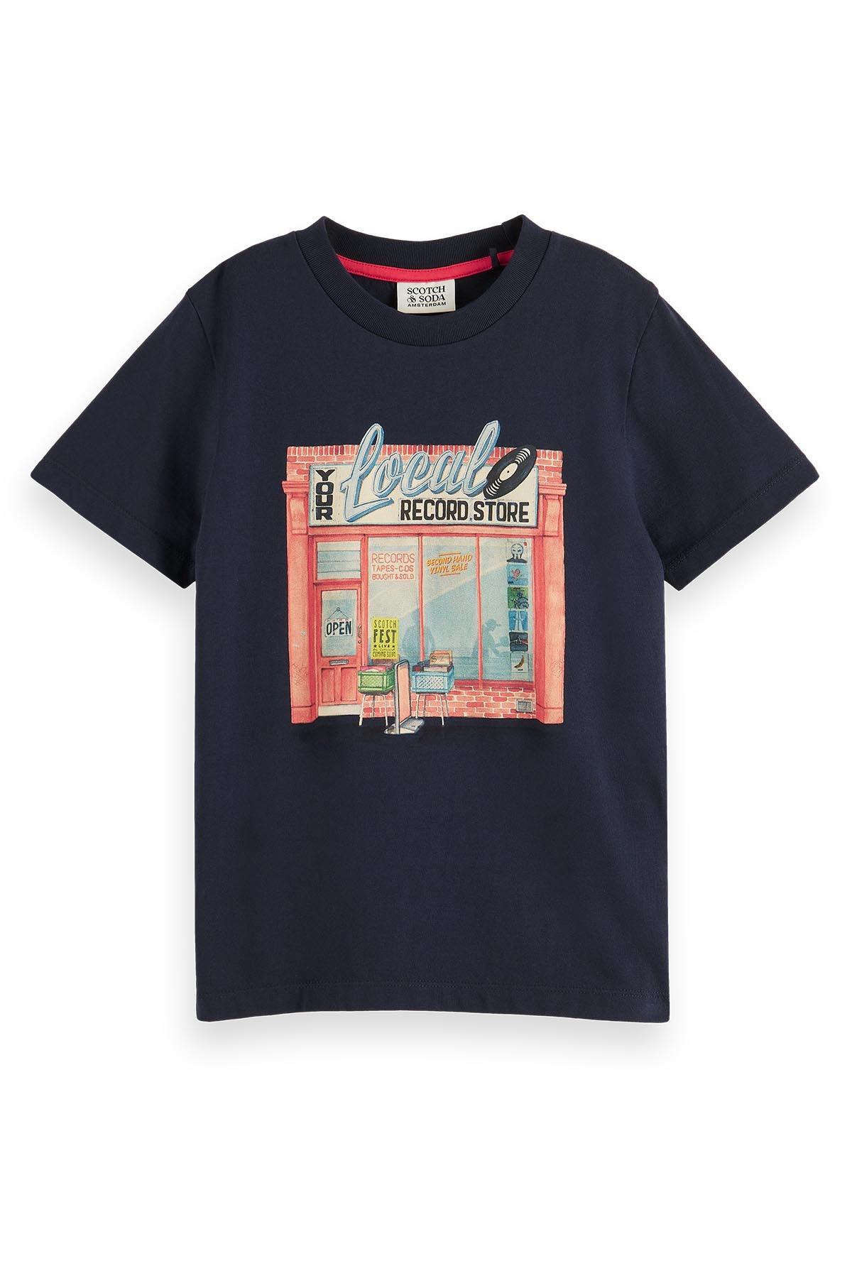 T-shirt