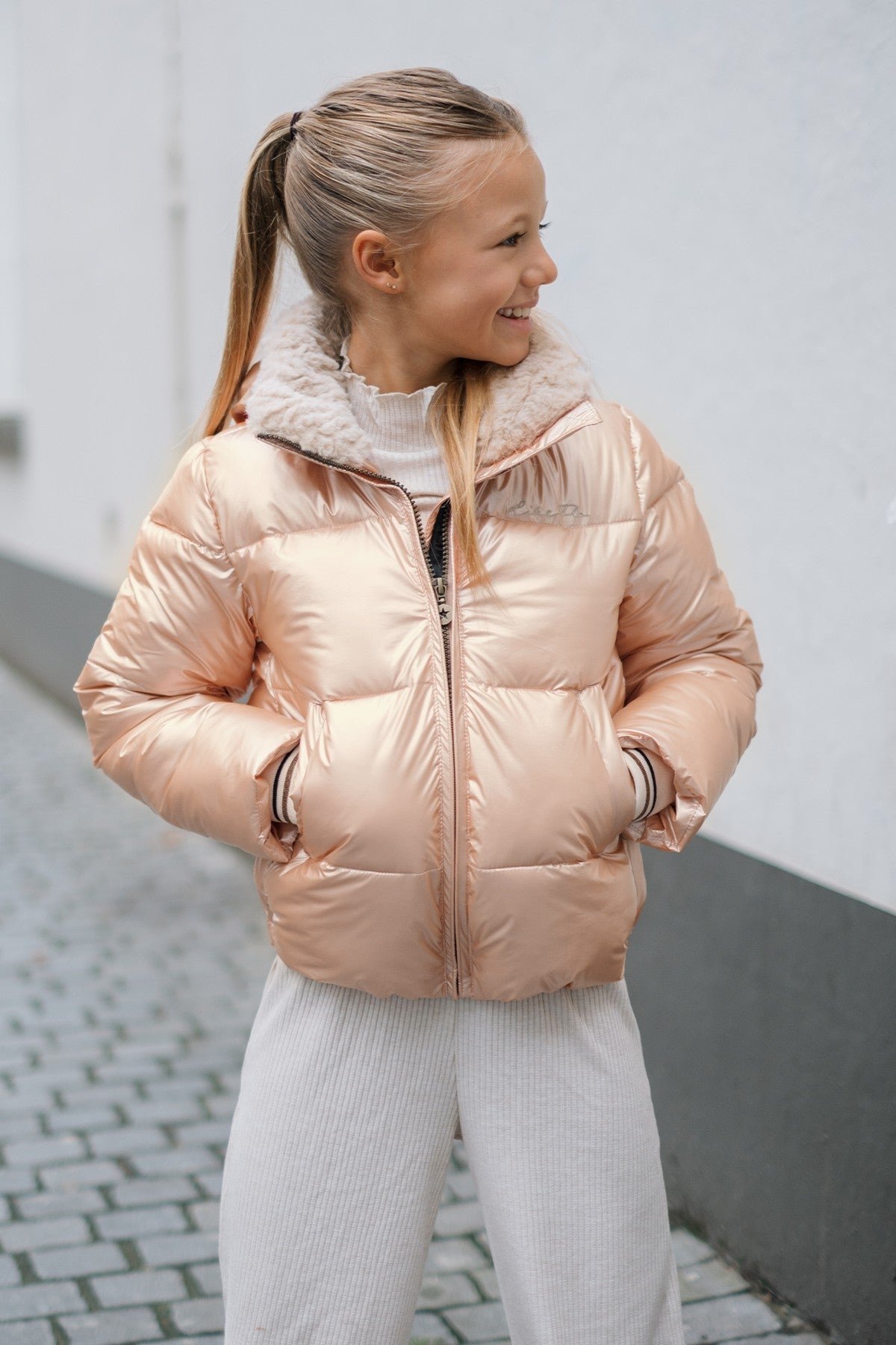 Aelin Flo girls short fancy hooded jacket