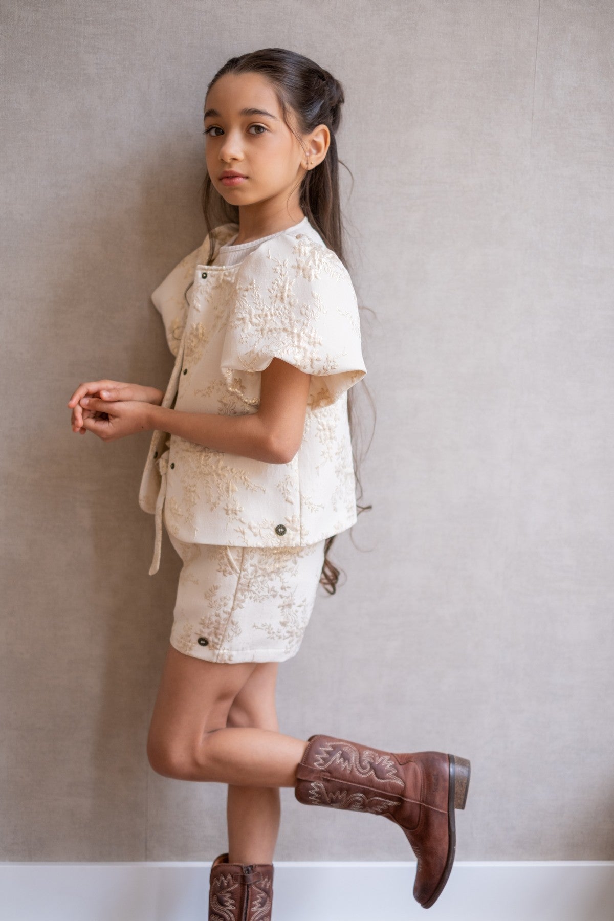 Cozie Flo girls jacquard blouse with puffy sleeve