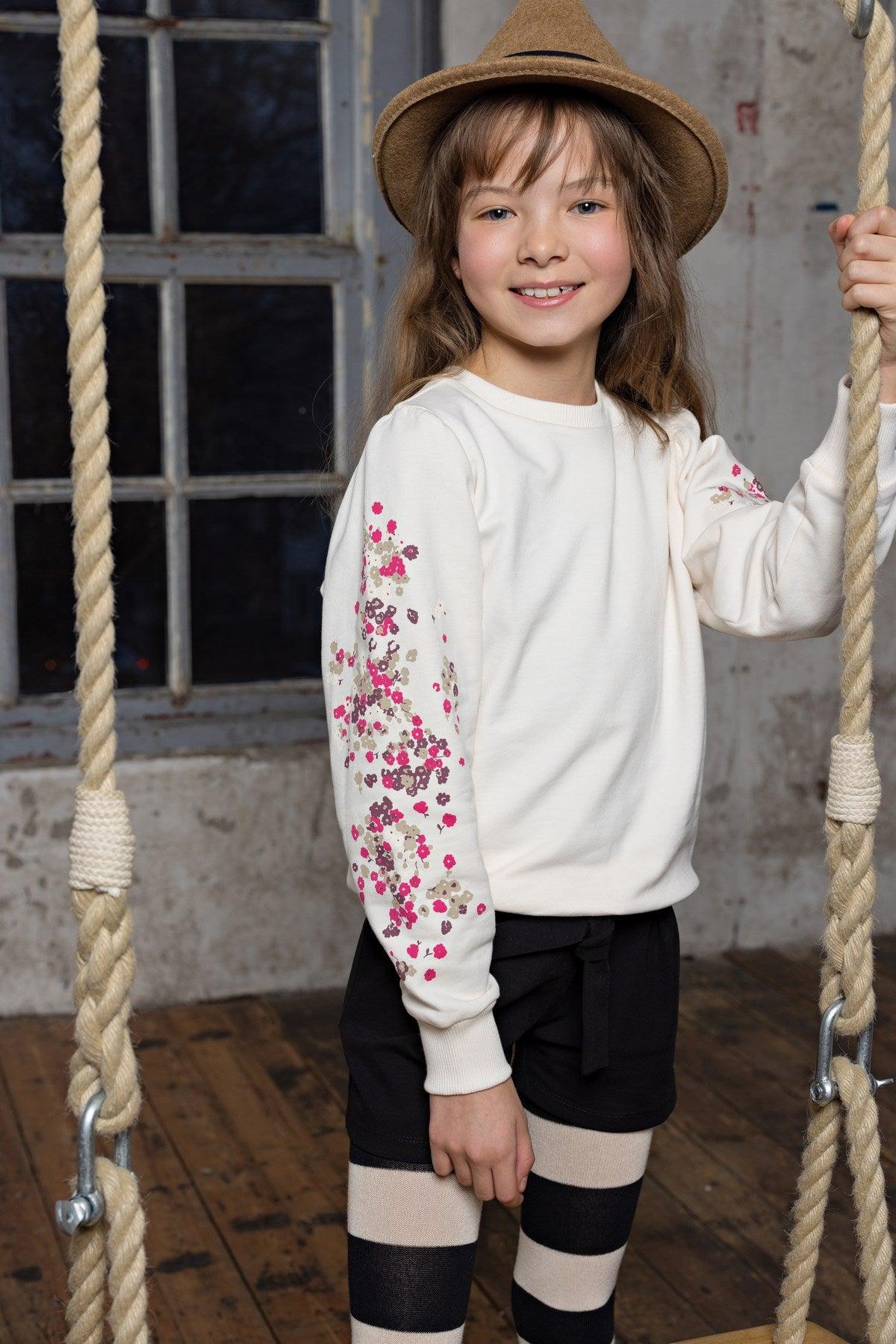 Sweater Kate Borduursel op de Mouwen
