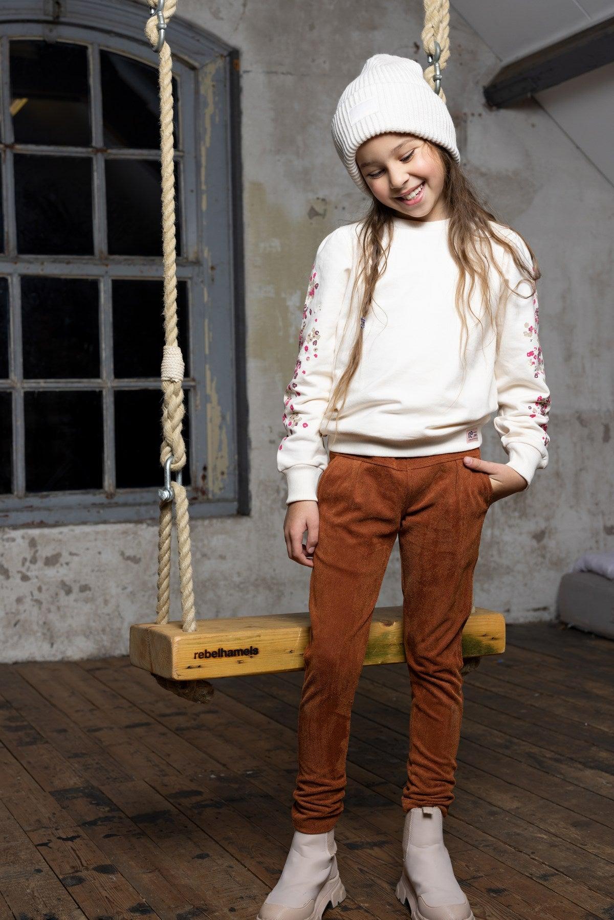 Sweater Kate Borduursel op de Mouwen