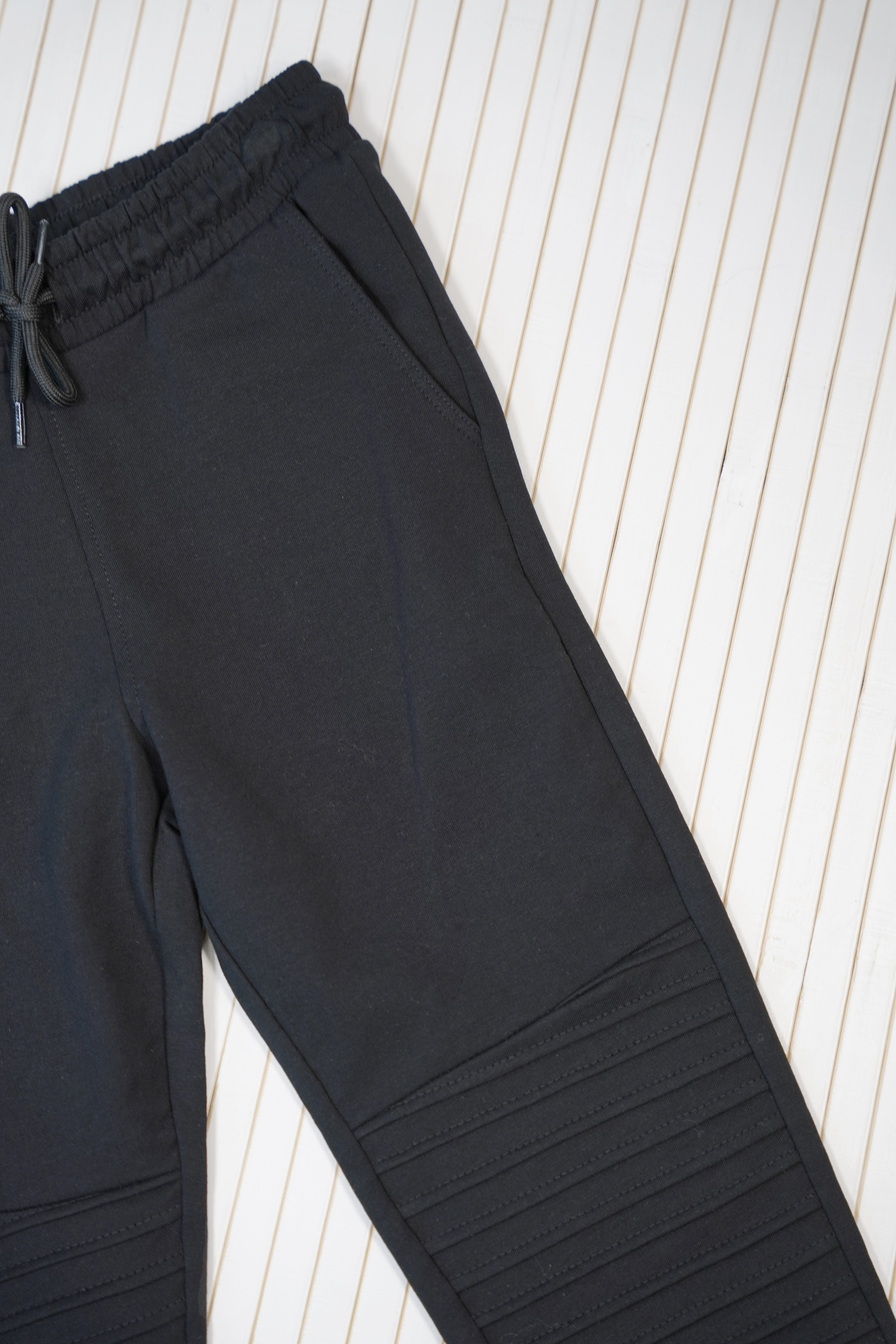 Pepe sweat pants with folded knee part