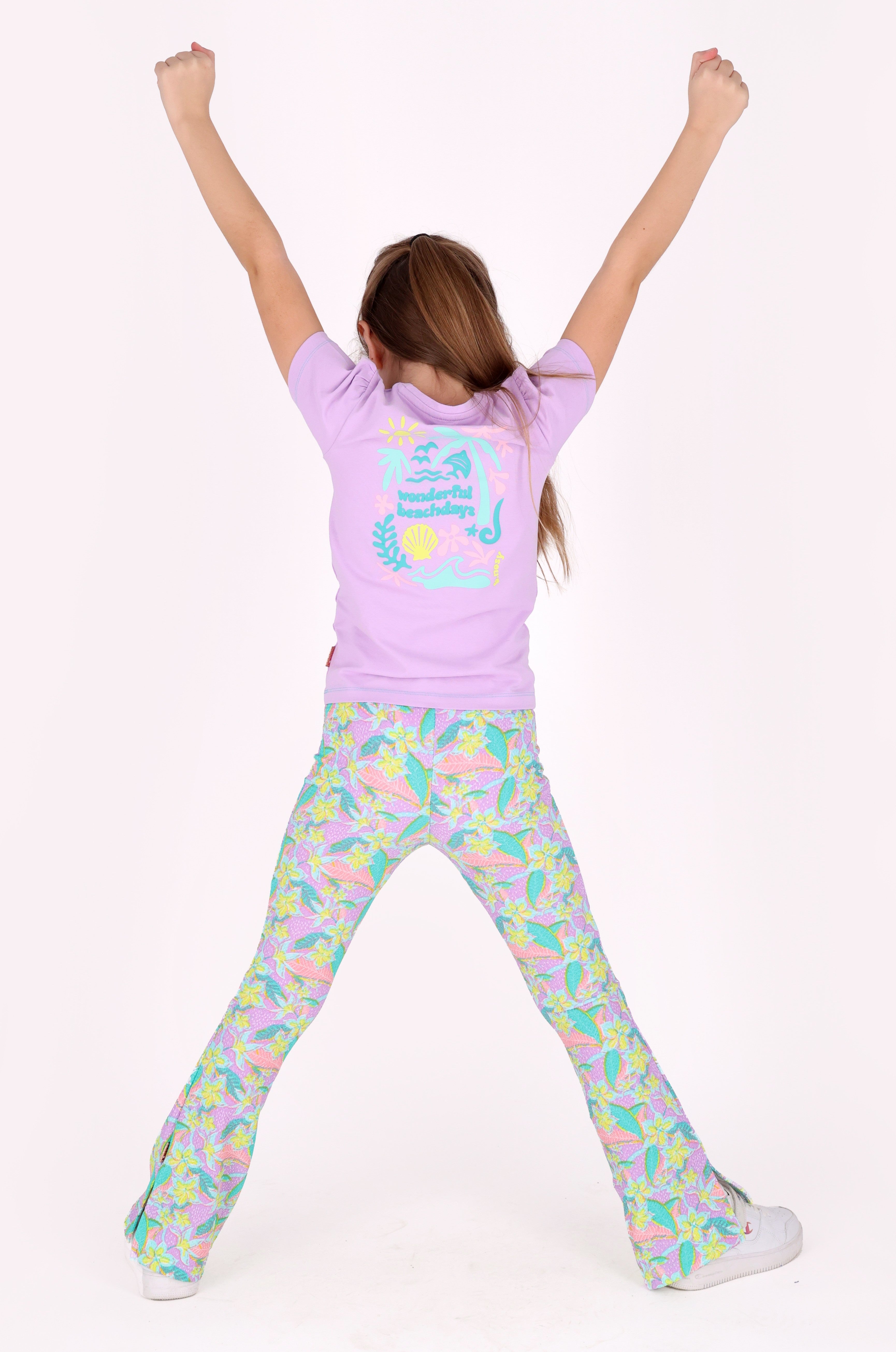 B.Nosy girls T-shirt Tammy Lavendula