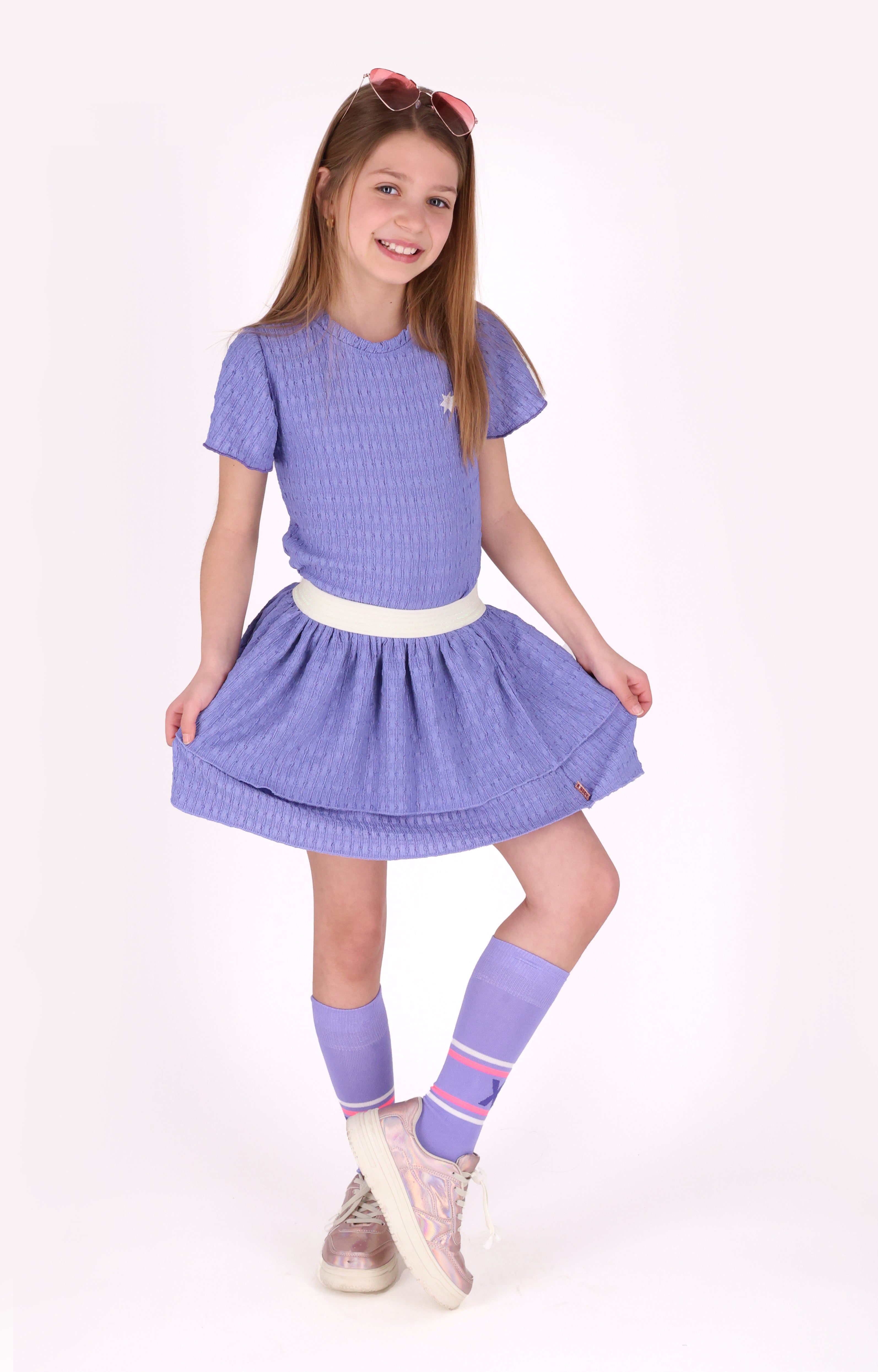 B.Nosy girls skirt Rany