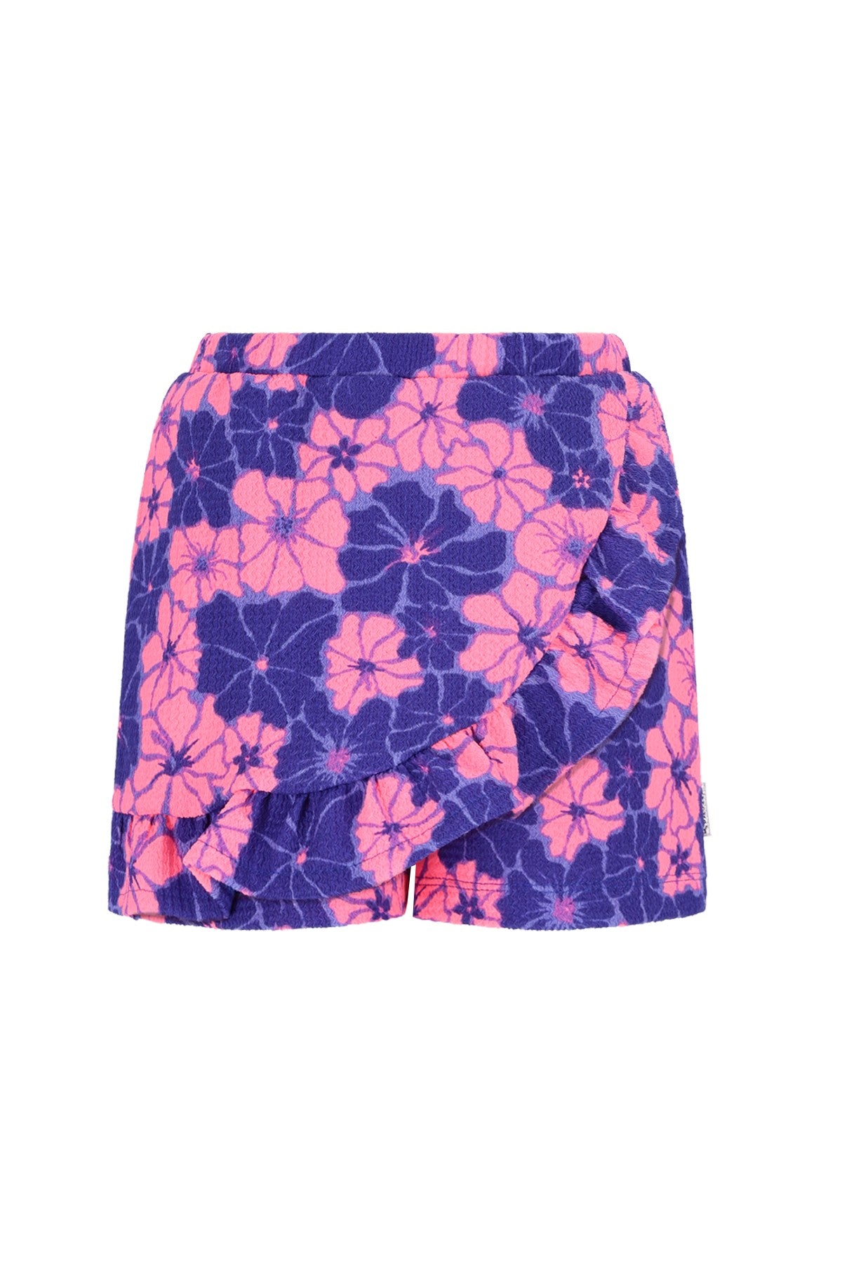 B.Nosy girls skort Raven