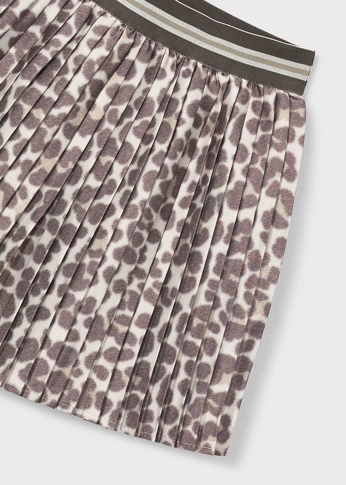 Pleated skirt