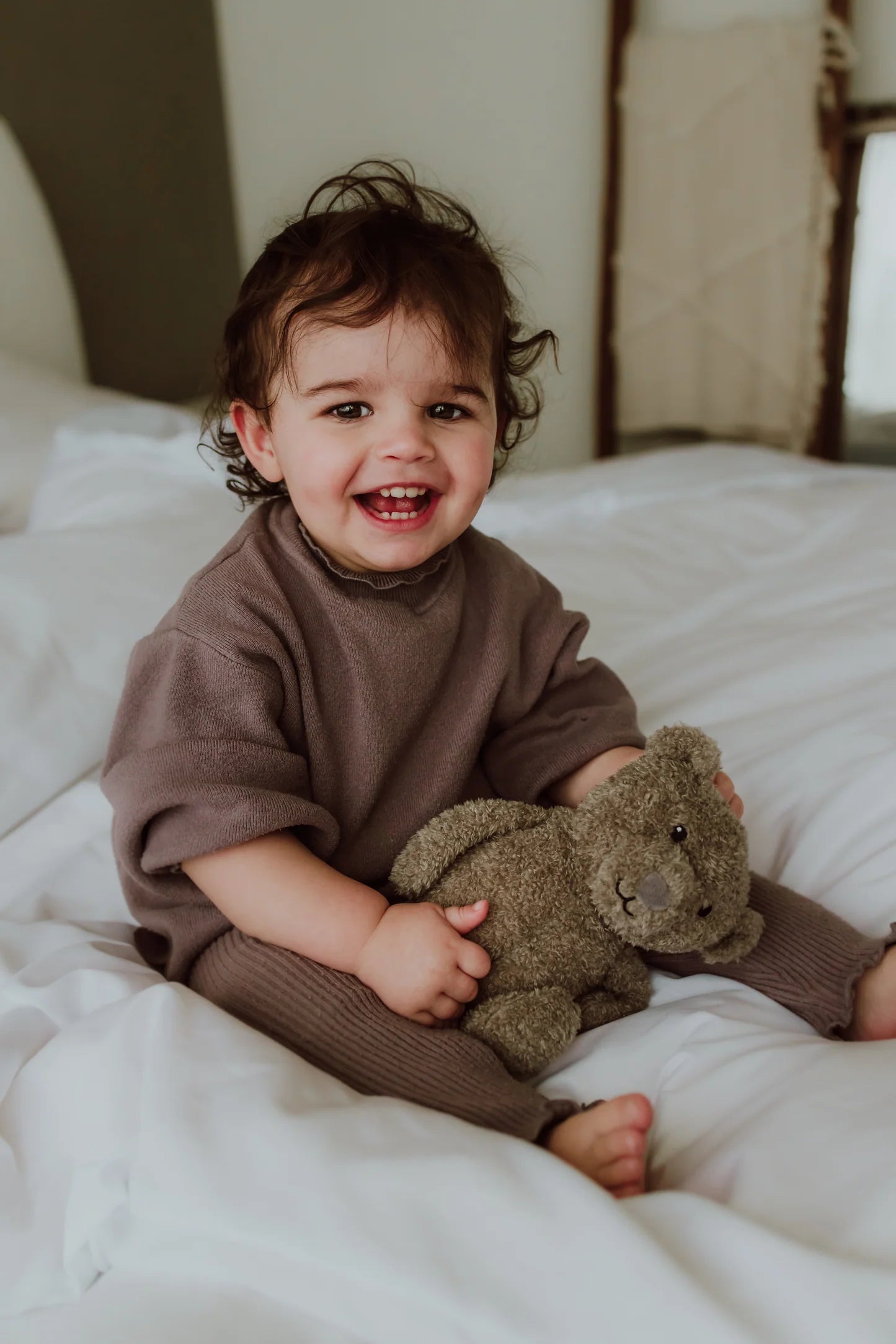 Lou-Plush-night-light