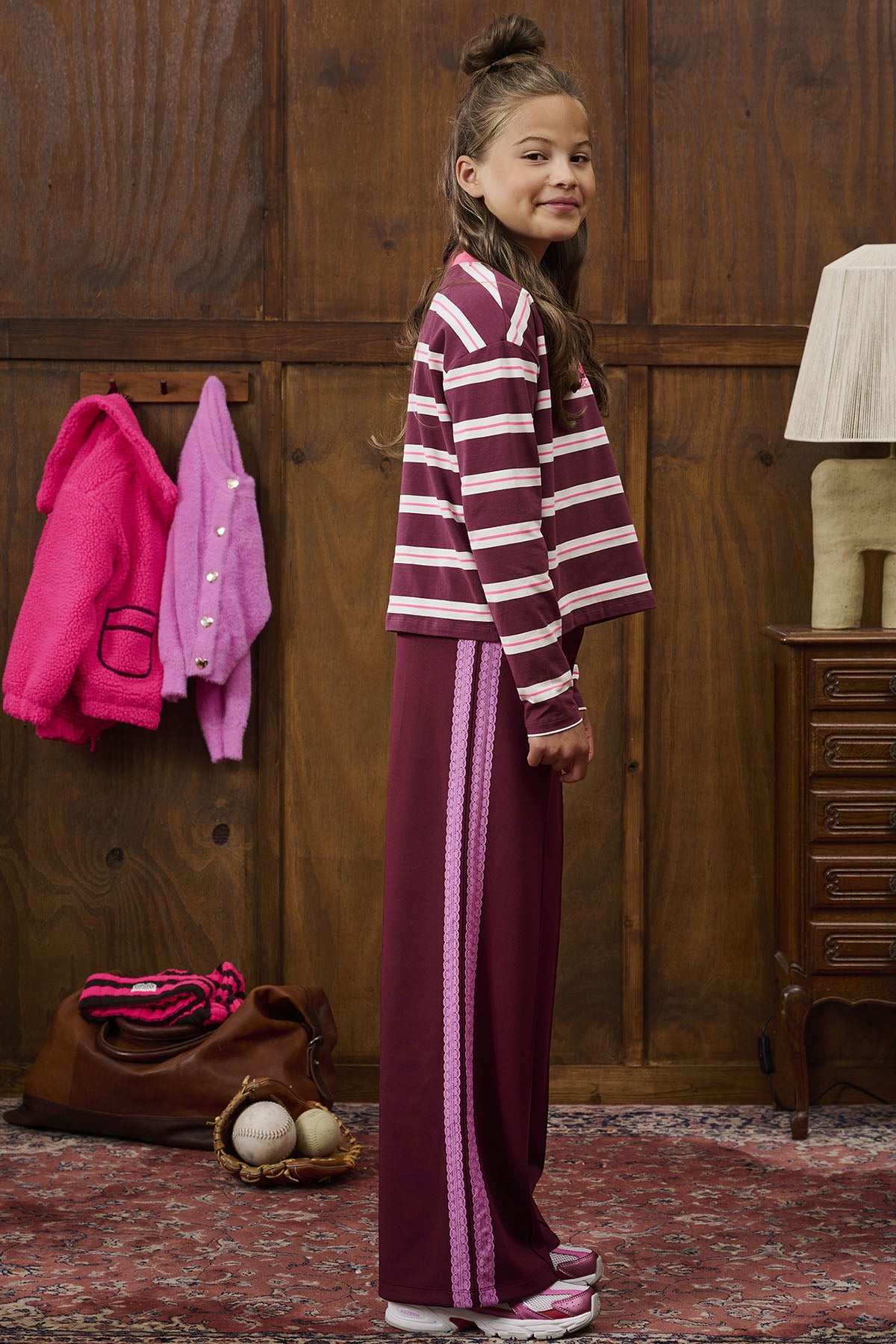 Talia Burgundy battle Broek