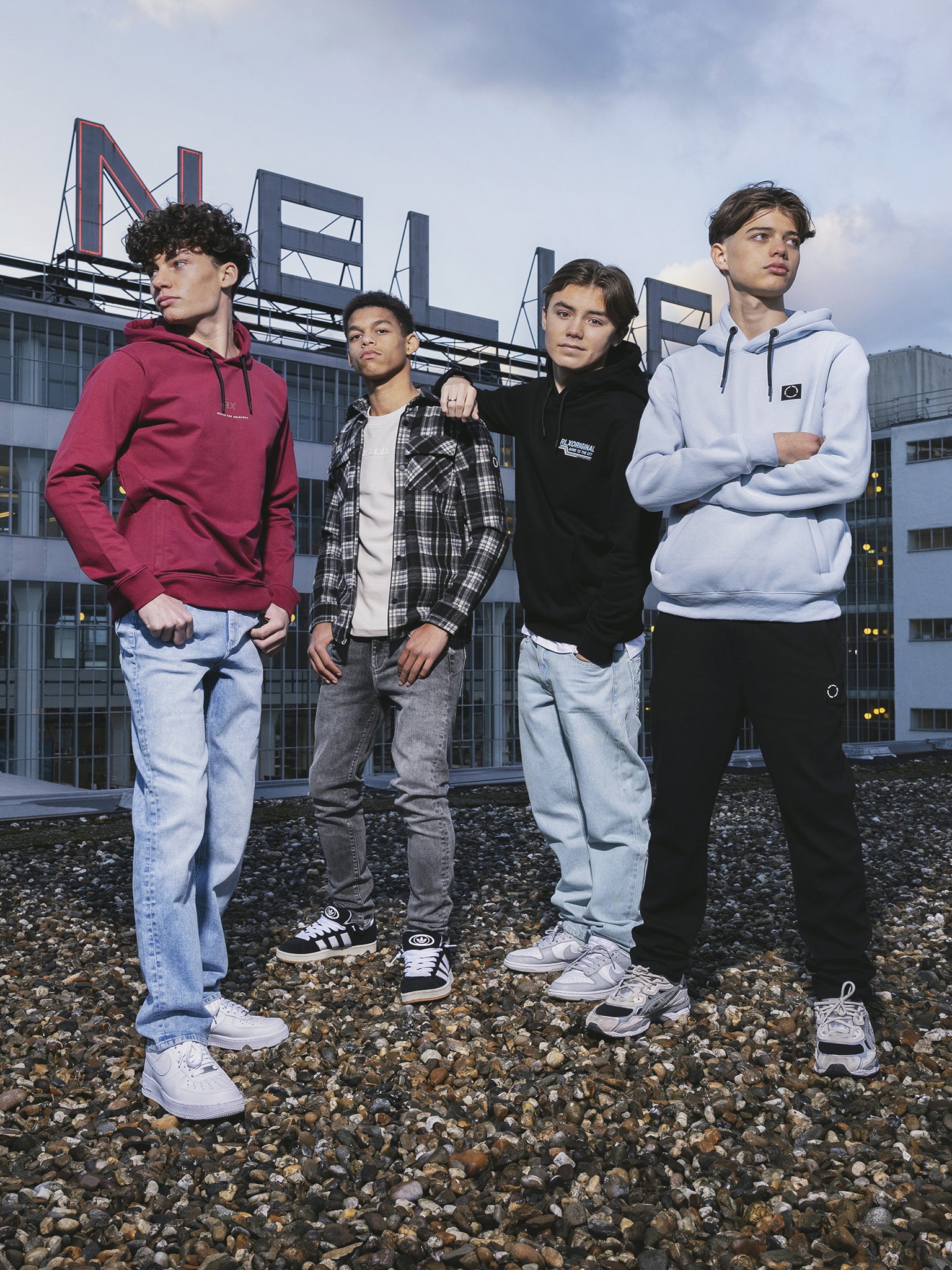 Hoodie Chestprint