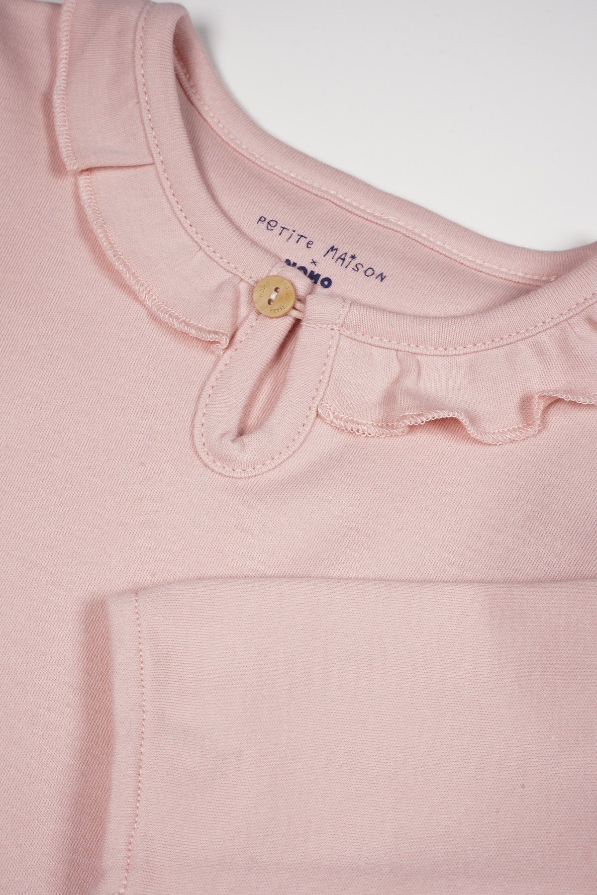 Kaya tshirt Longsleeve with ruffle detail at neck