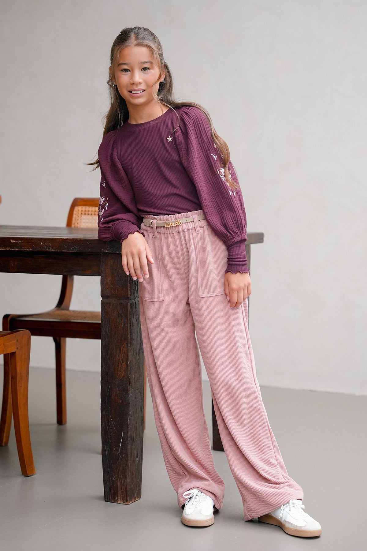 Finn Flo girls corduroy wide leg pants with beltloops old pink