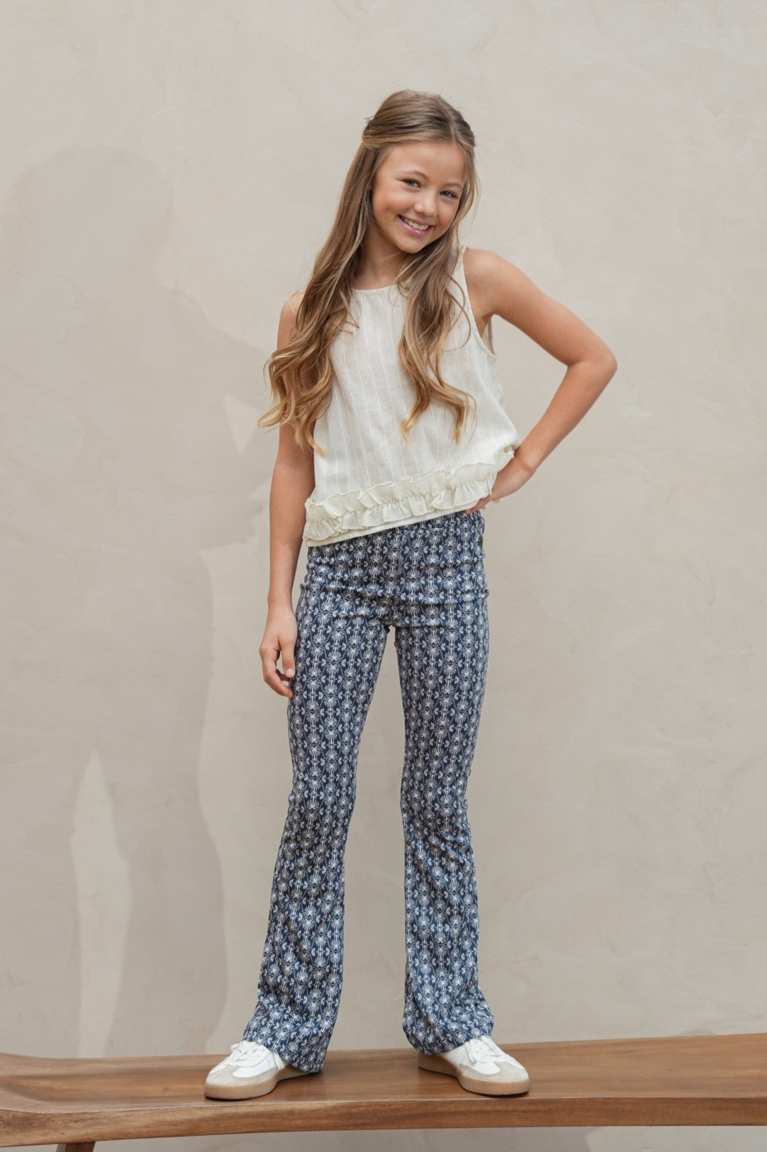 Floor Flo girls AOP structure flared pants