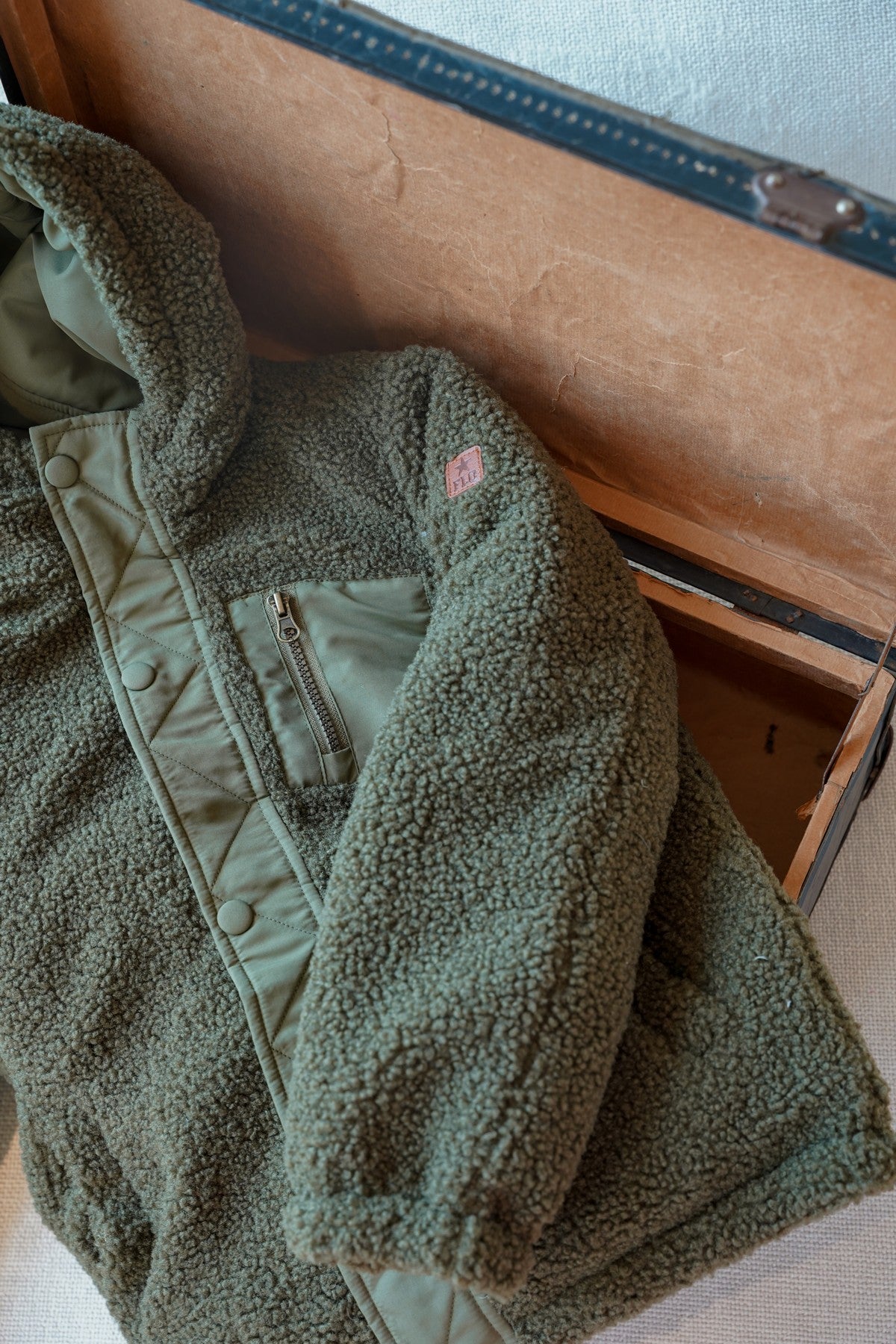 Albon reversible hood
