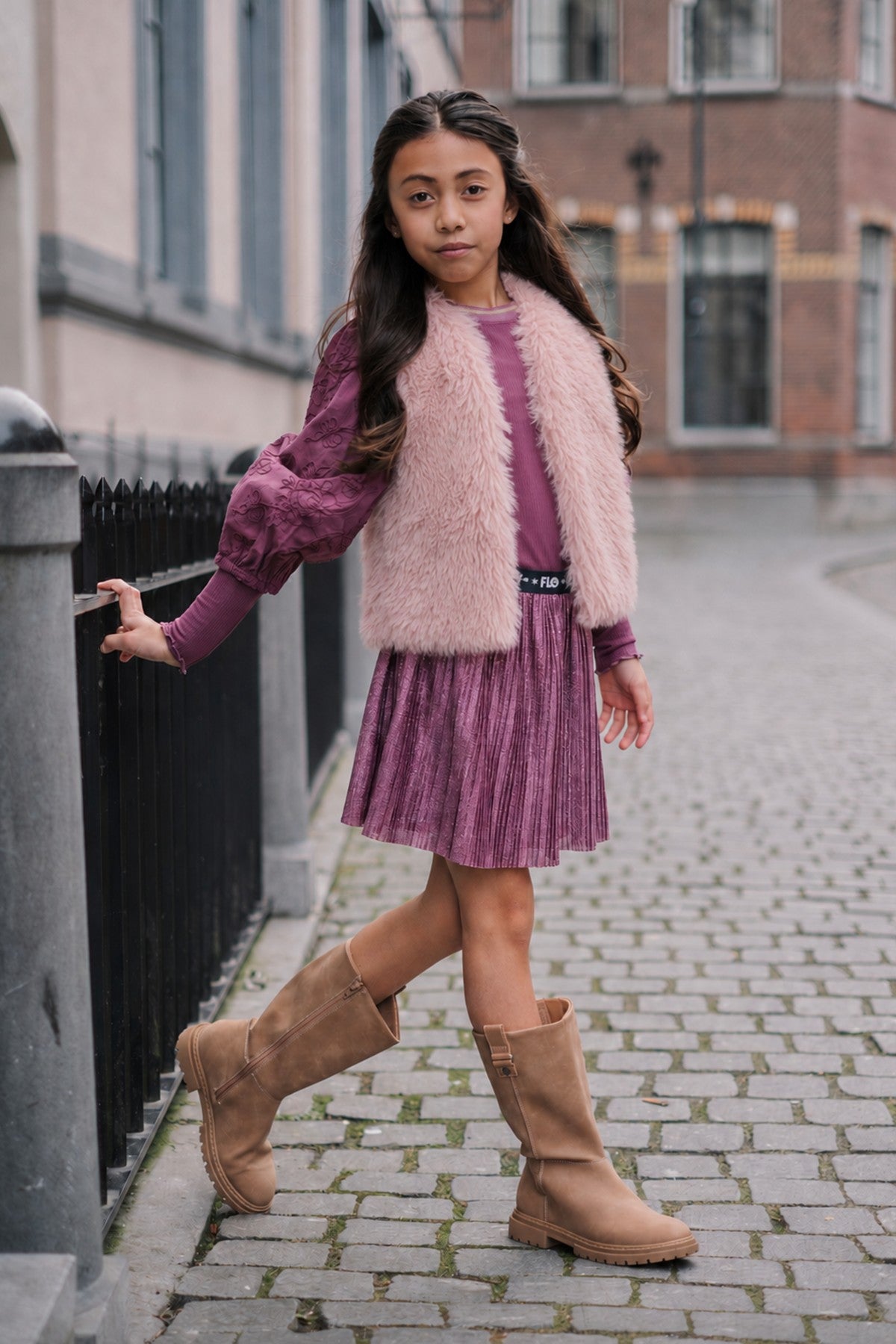 Solly plissé glitter skirt