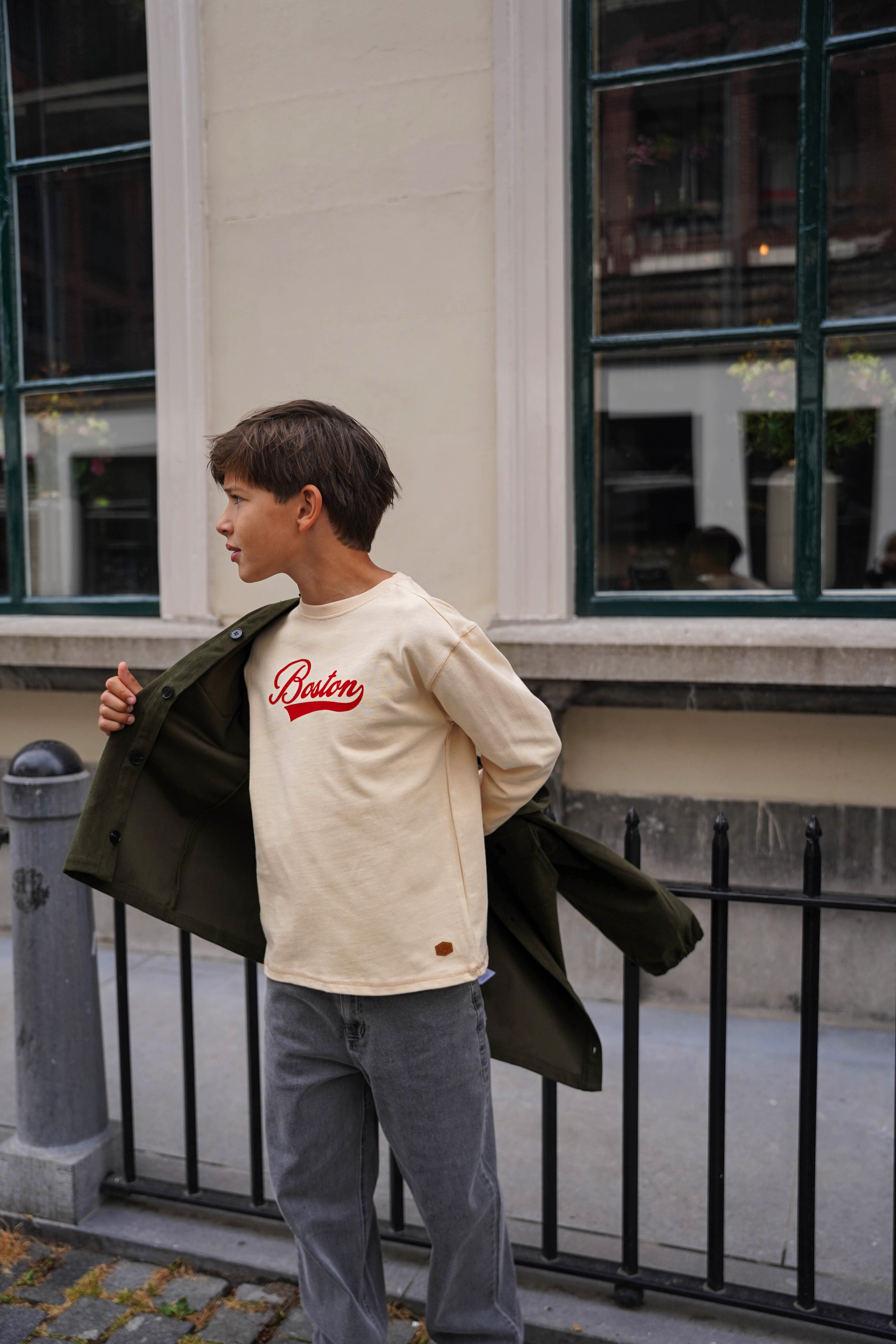 Elio longsleeve tee