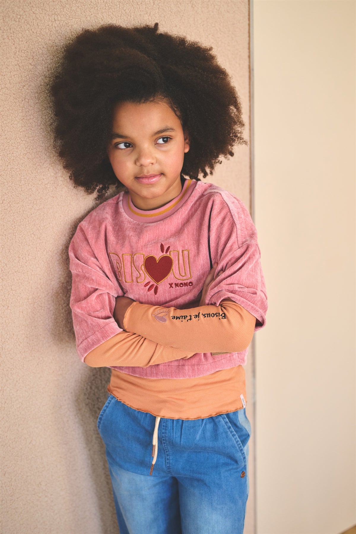 Kaily Oversized Velvet Top Half Sleeve with Bisou Embro