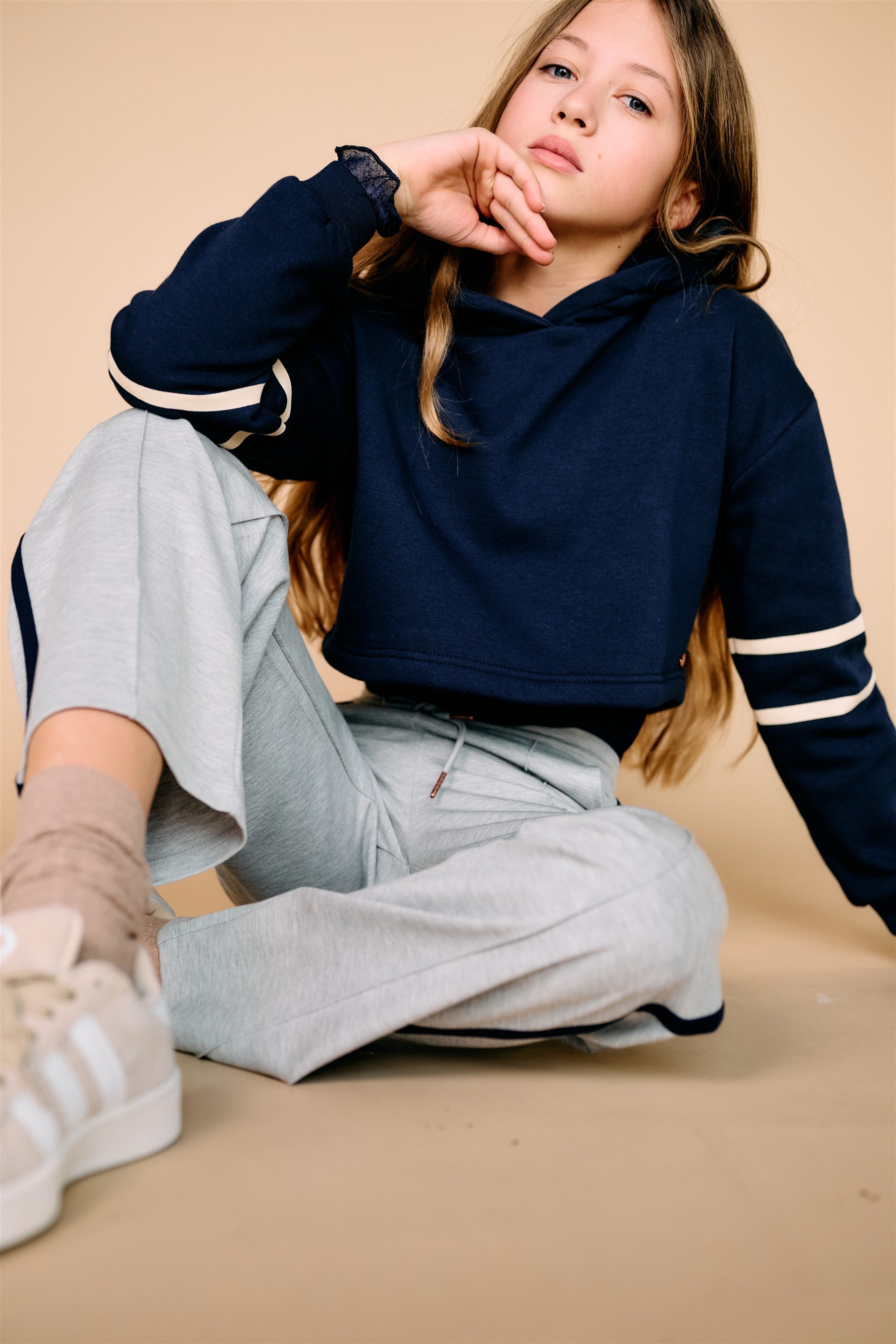 Kumy Fluffy Soft Hooded Cropped Sweater L'Atelier