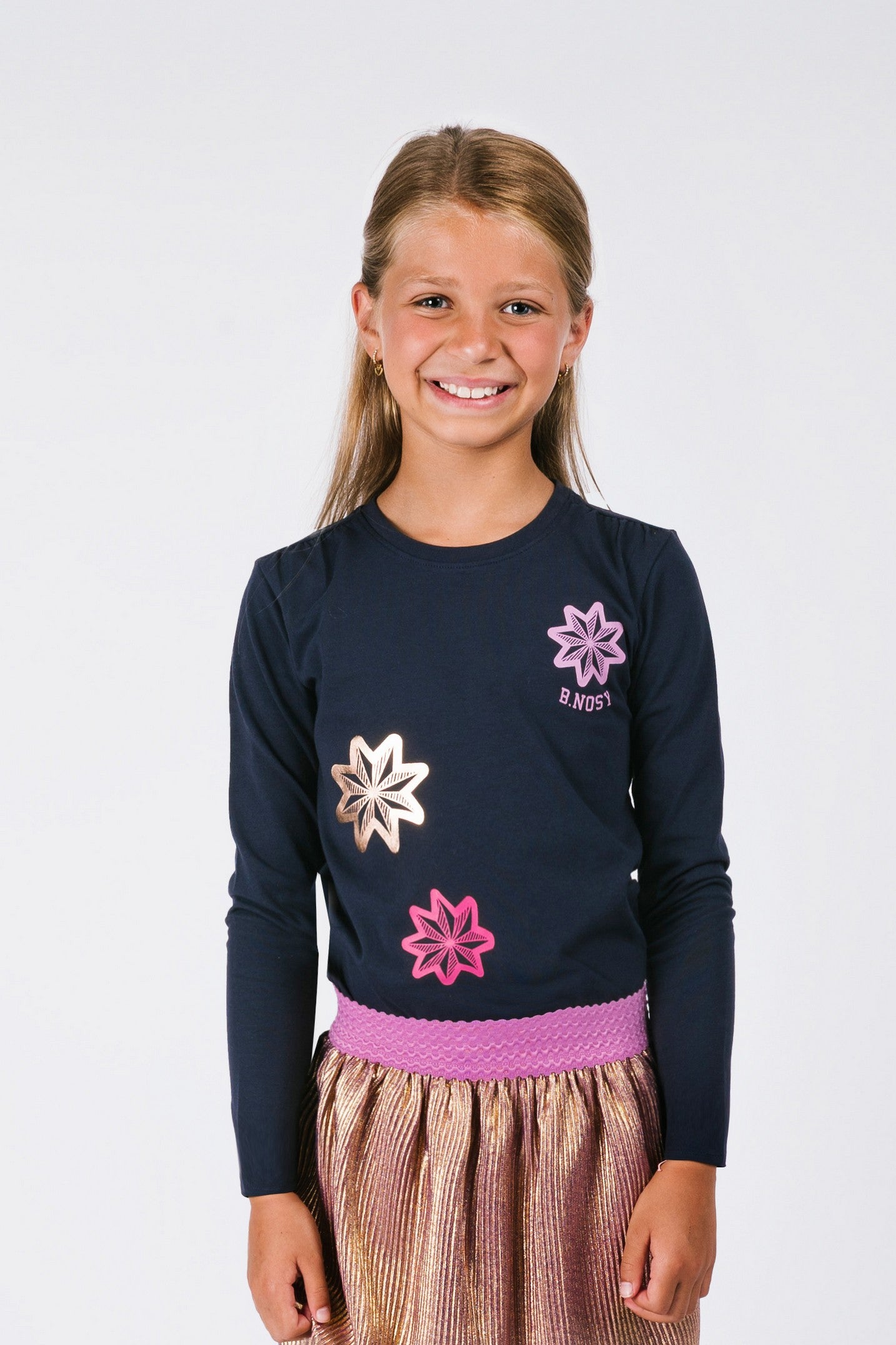 Tara B.Nosy girls long sleeve bruin