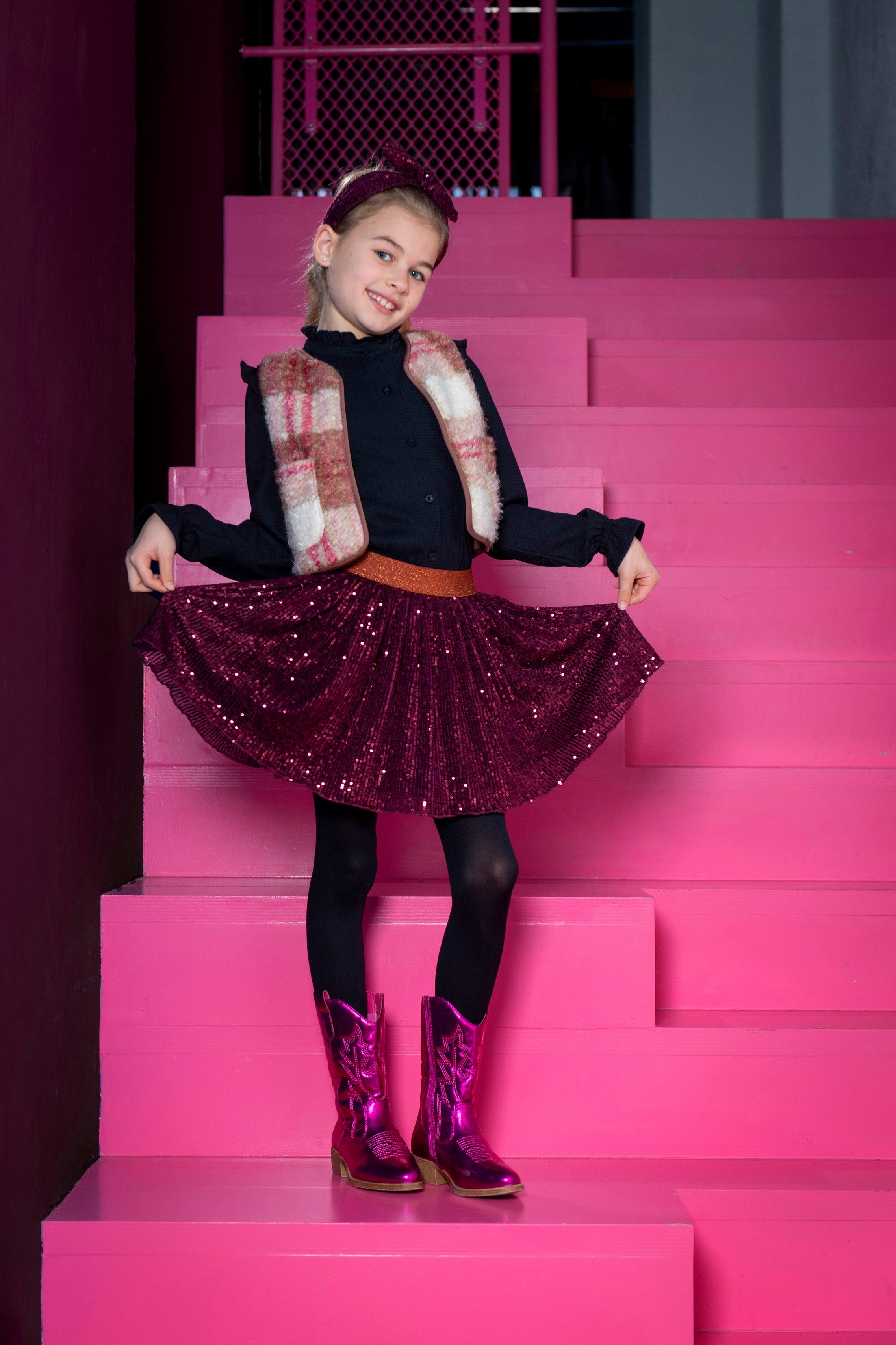 River B.Nosy girls sequince mesh skirt
