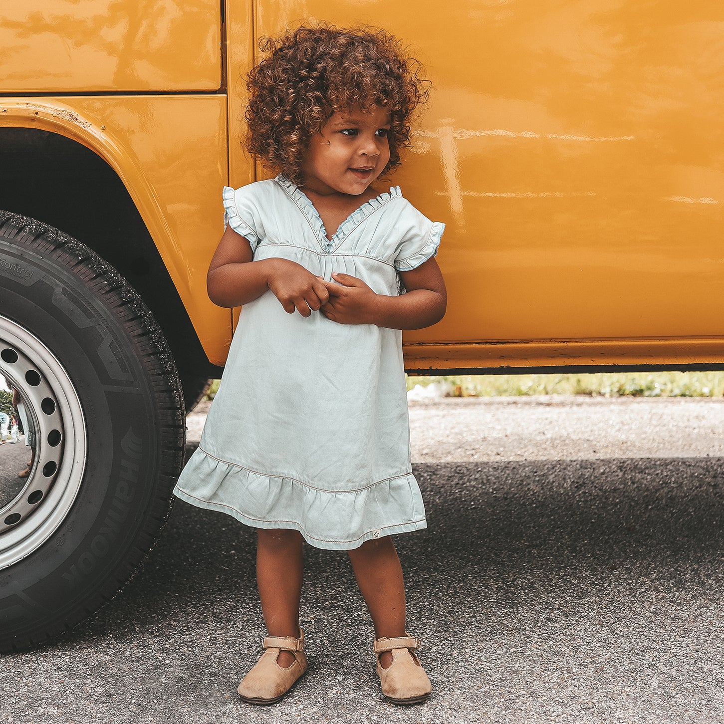 Chambray Ruffle Jurk